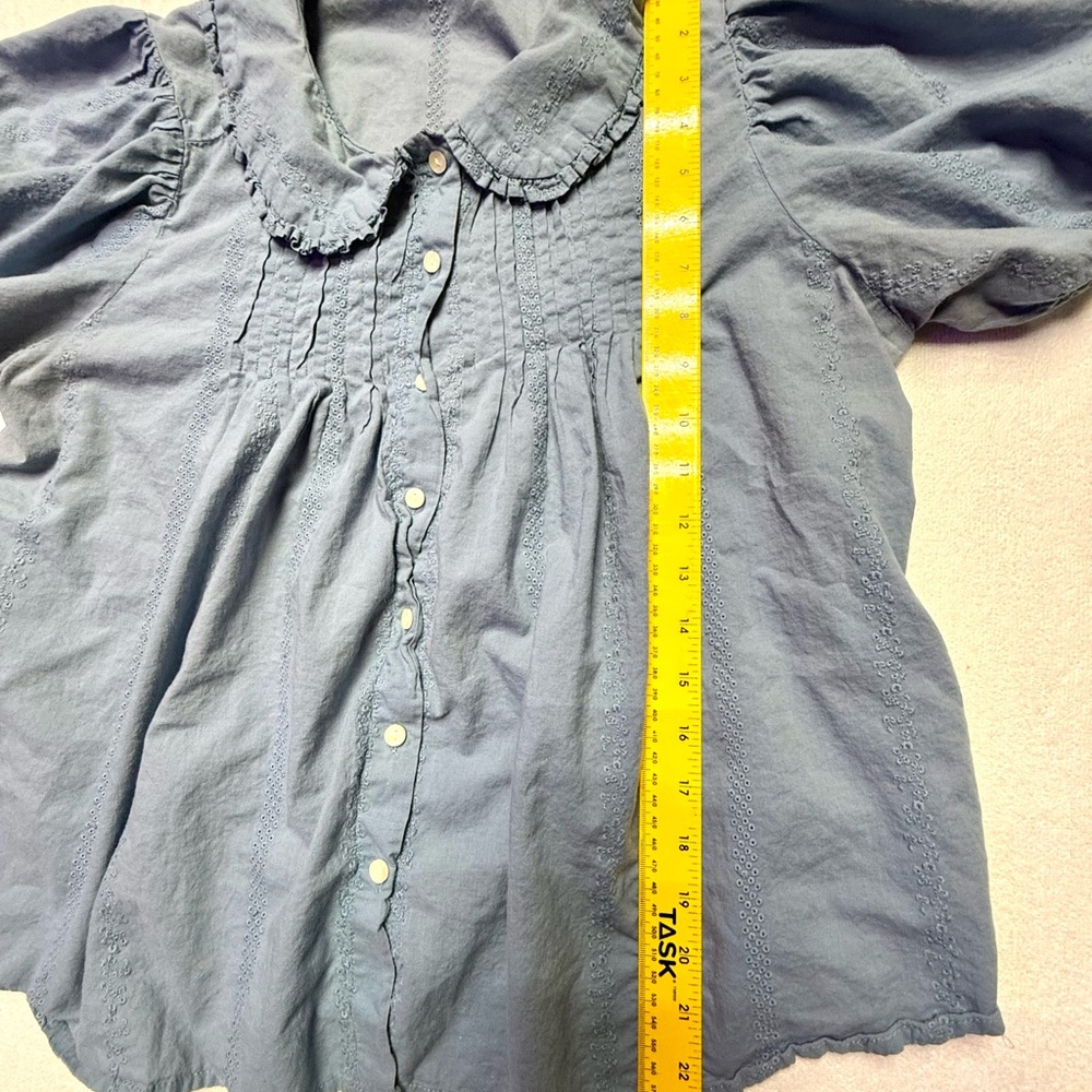Universal Thread Light Blue Floral Eyelet Button-Up Shirt - Picture 7 of 8